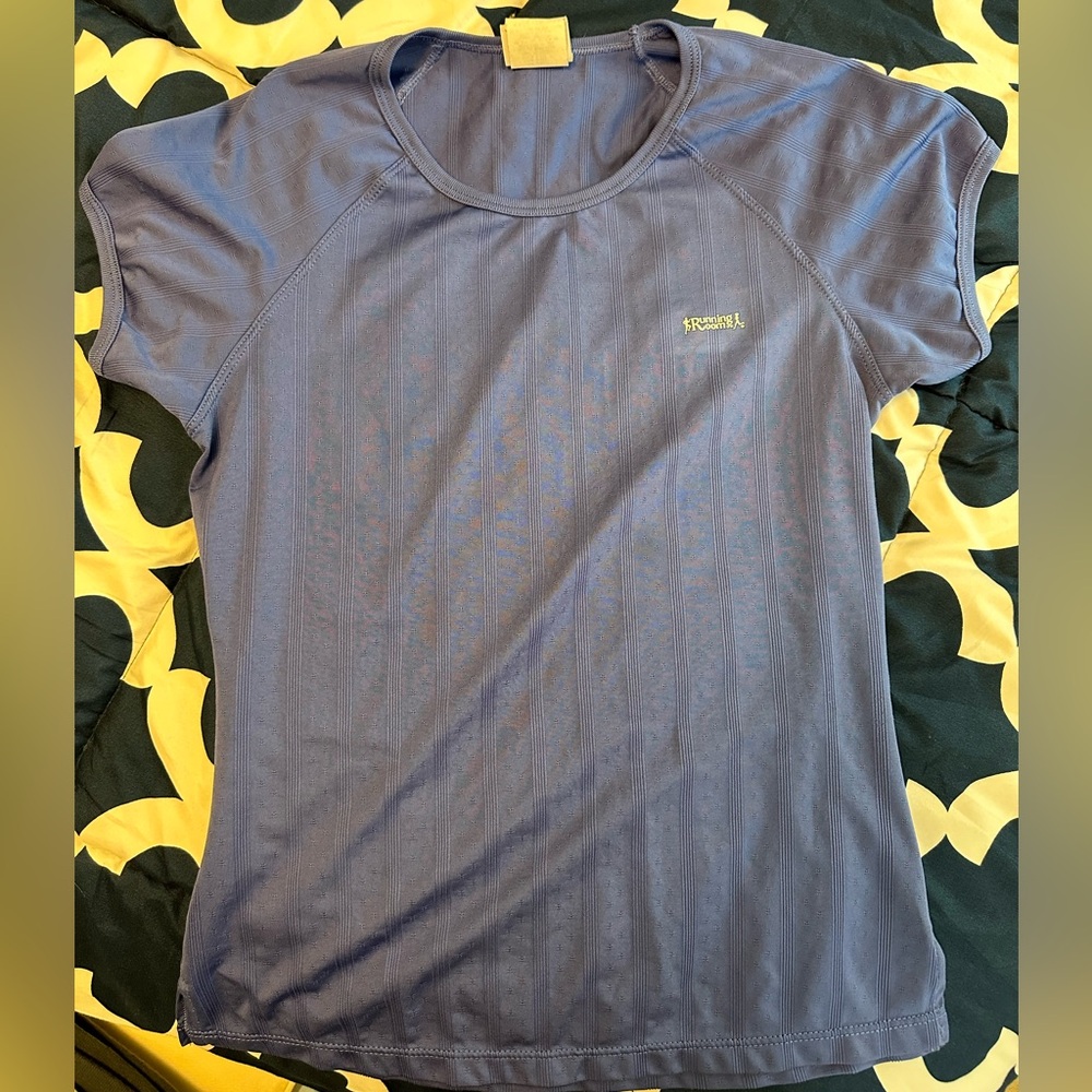 RUNNING ROOM Top